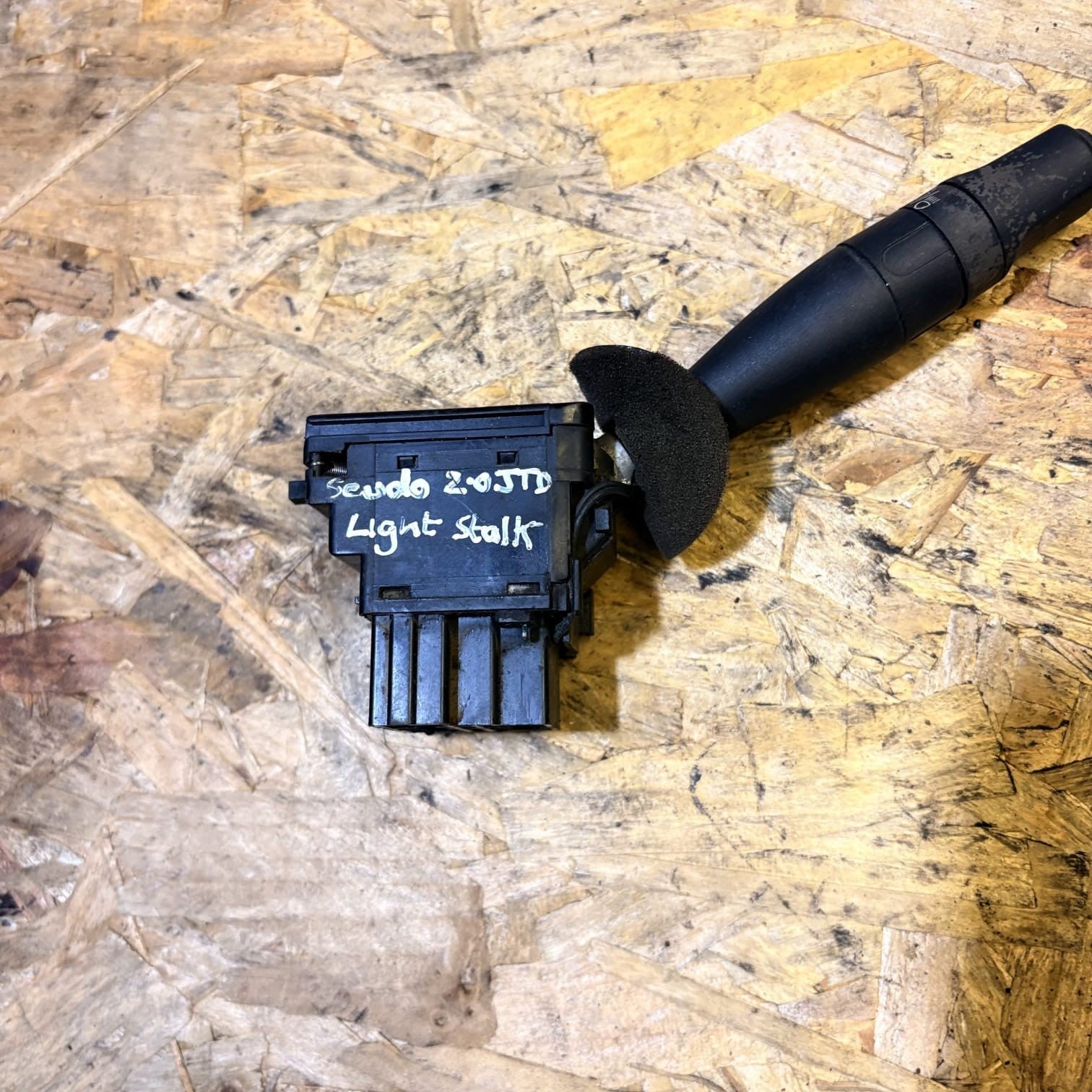 Jumpy Dispatch Expert Scudo Indicator Stalk Switch End Light 625359/251279 95-07