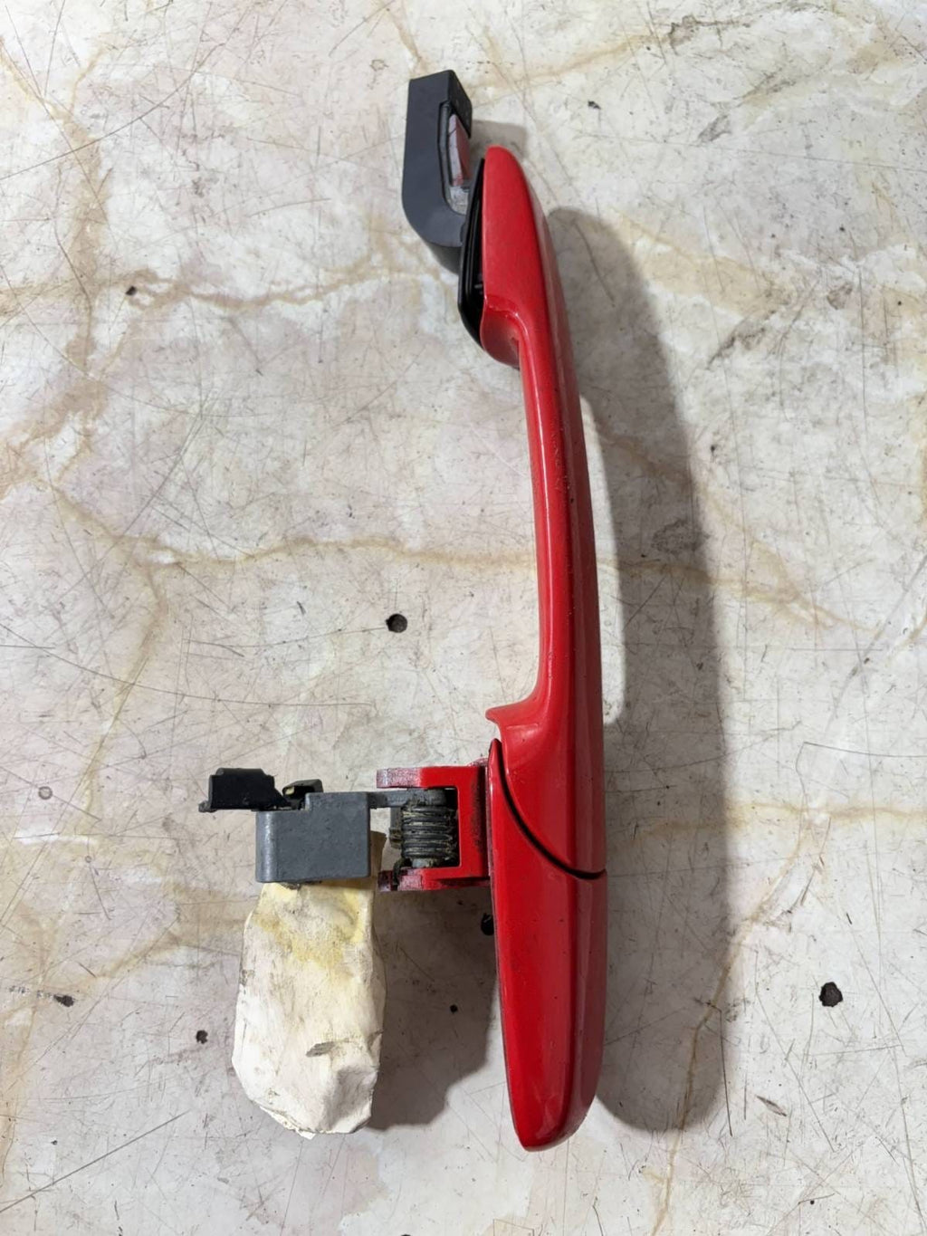 MAZDA 3 2007 OSR DRIVER REAR EXTERNAL DOOR HANDLE CAP 7E22