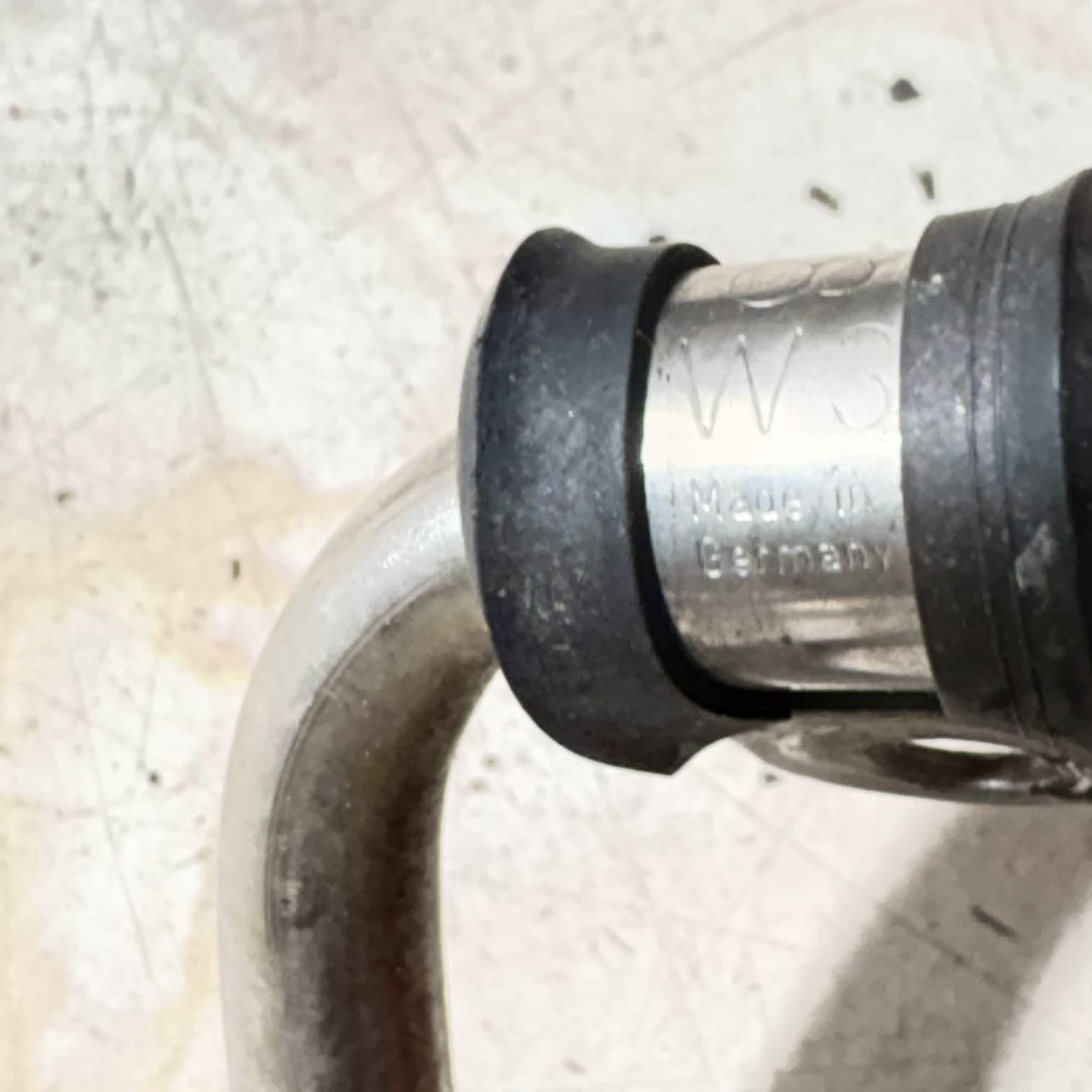 Pressure Pipe AUDI A6 E90 E91 E92 LCI F10 F20 F30 N47N Hose Assy Line 7800590
