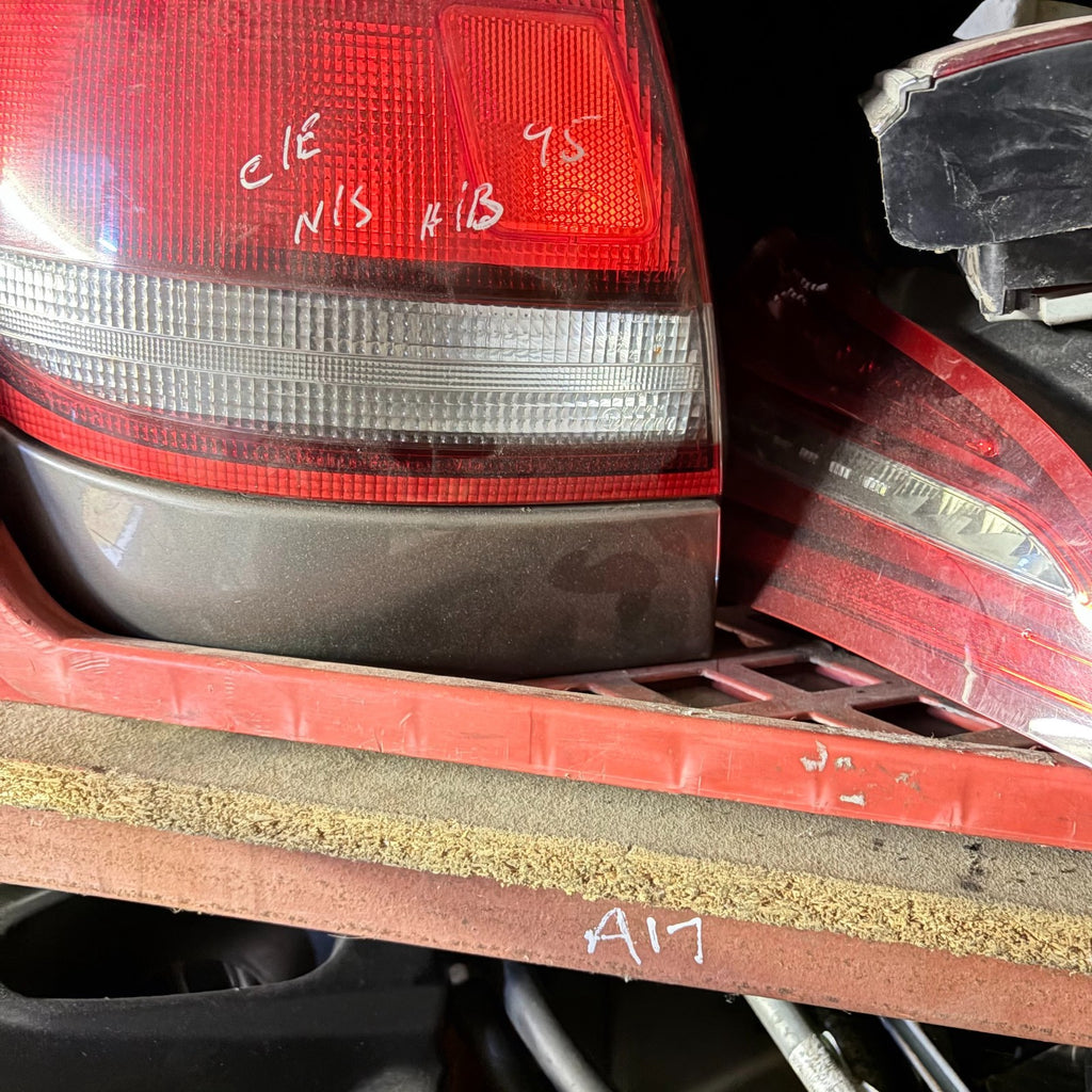 BMW 5 series 1995-2004 REAR RIGHT LIGHT CLUSTERS 146033.00