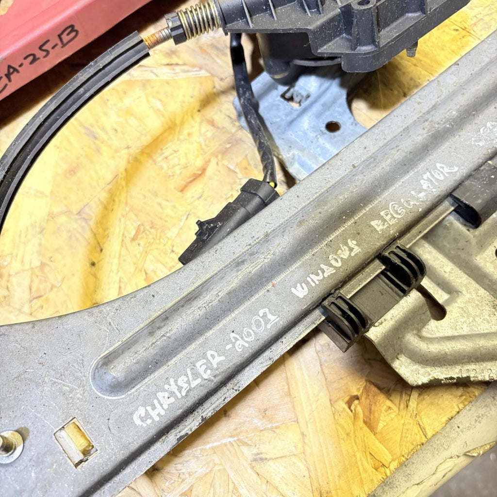 Chrysler PT Cruiser 2000-2004 Rear Right Power Window Regulator Motor 4021111803