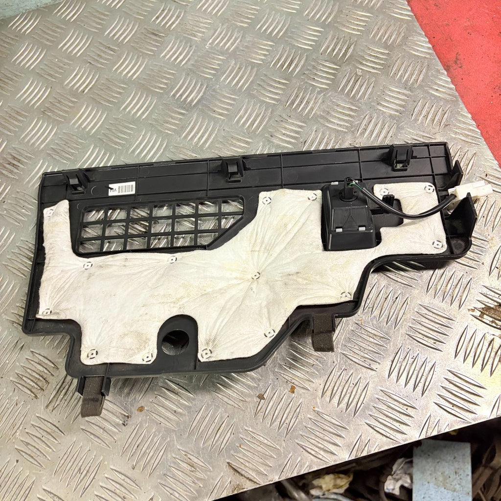 HYUNDAI i40 2011-2017 Lower Dashboard Panel