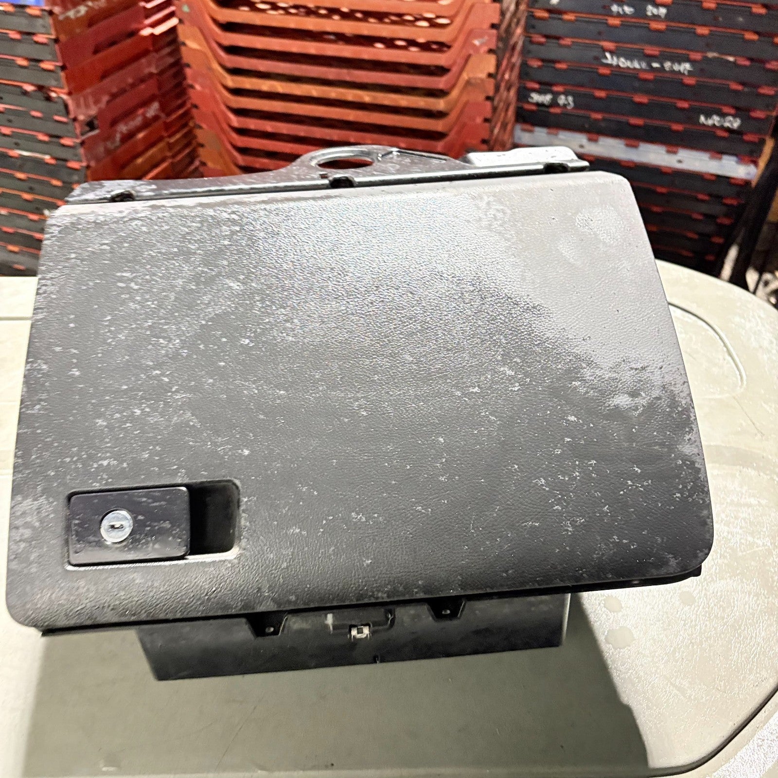 VOLKSWAGEN PASSAT GLOVE BOX BEIGE 2005-2011 302857114