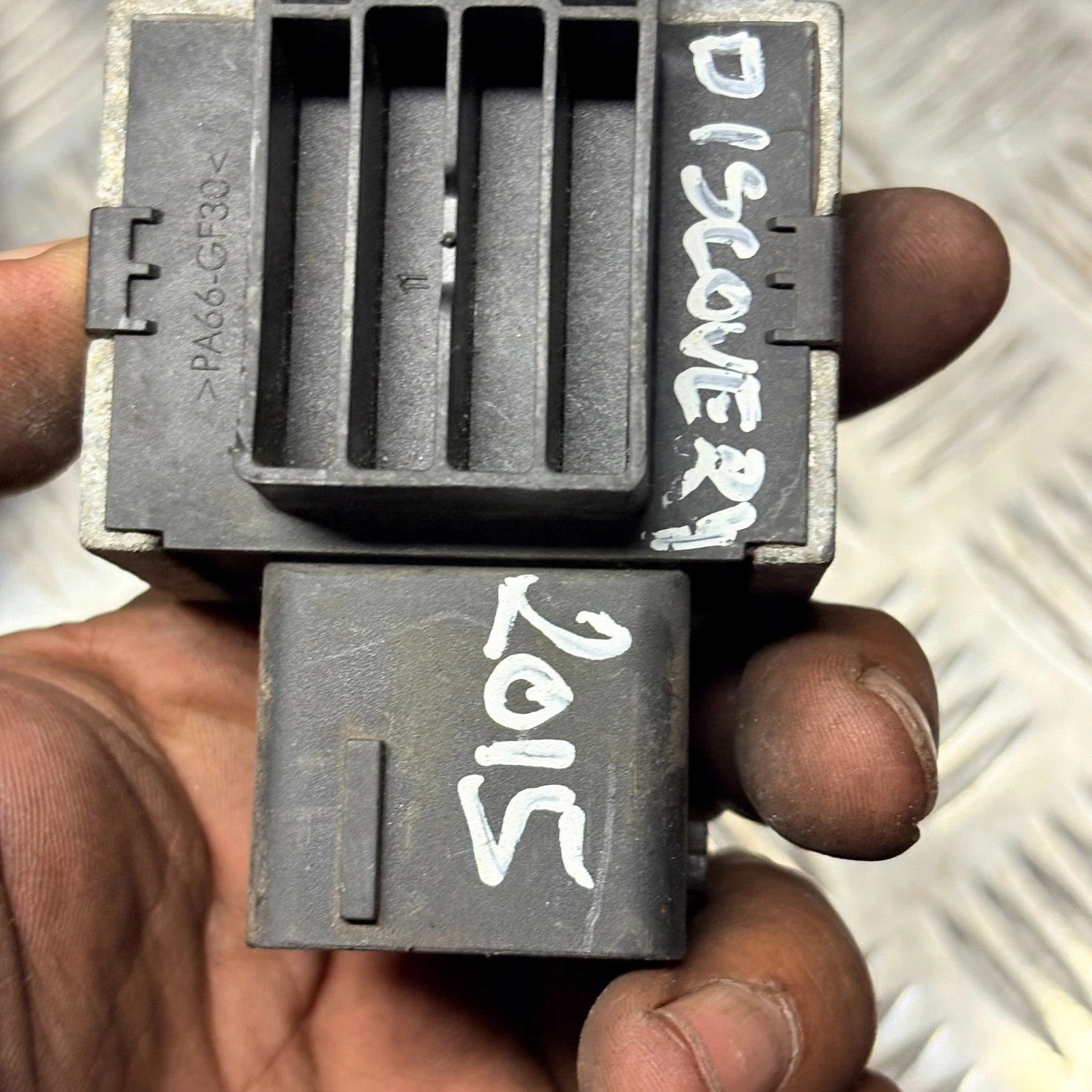 Discovery 2015 Heater Glow Plug Relay 9M5Q12A343AA