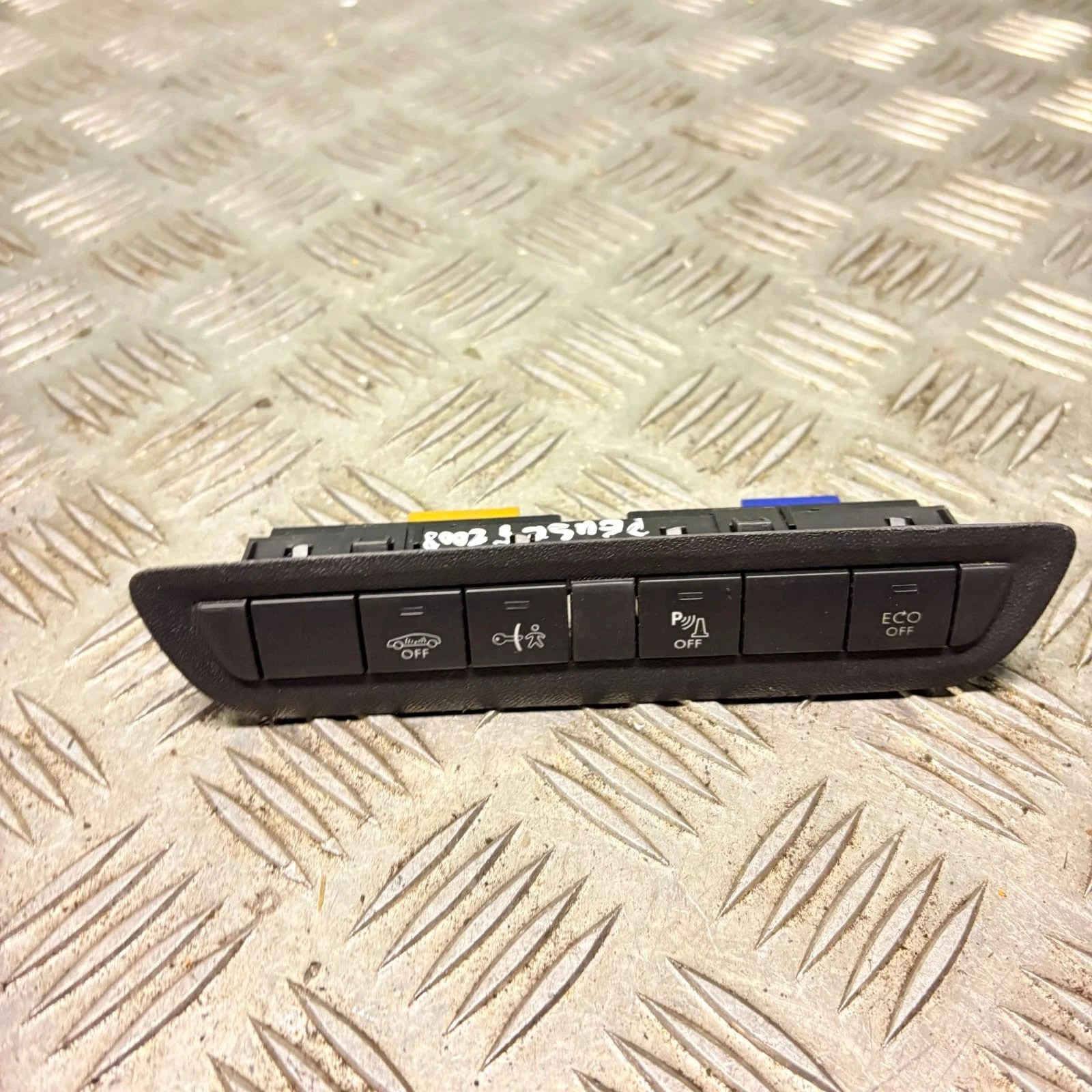PEUGEOT 2008 2017 INTERIOR SWITCH PANEL 96750153ZD R2592