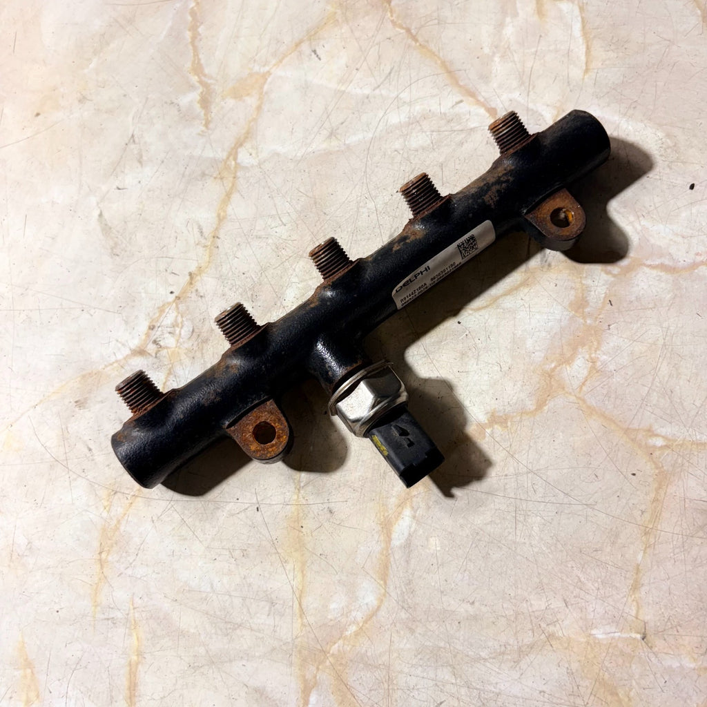 PEUGEOT 407 ENGINE FUEL RAIL 9656391180 2004-2011