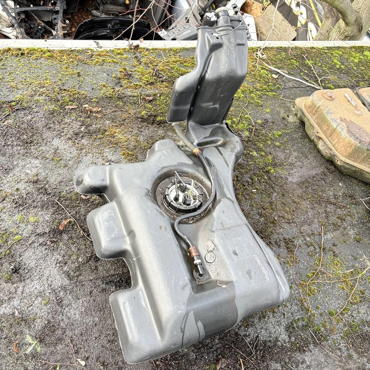Audi A6 Avant C5 Fuel Tank 4B0201085 2.5 TDI DIESEL 1997-2005