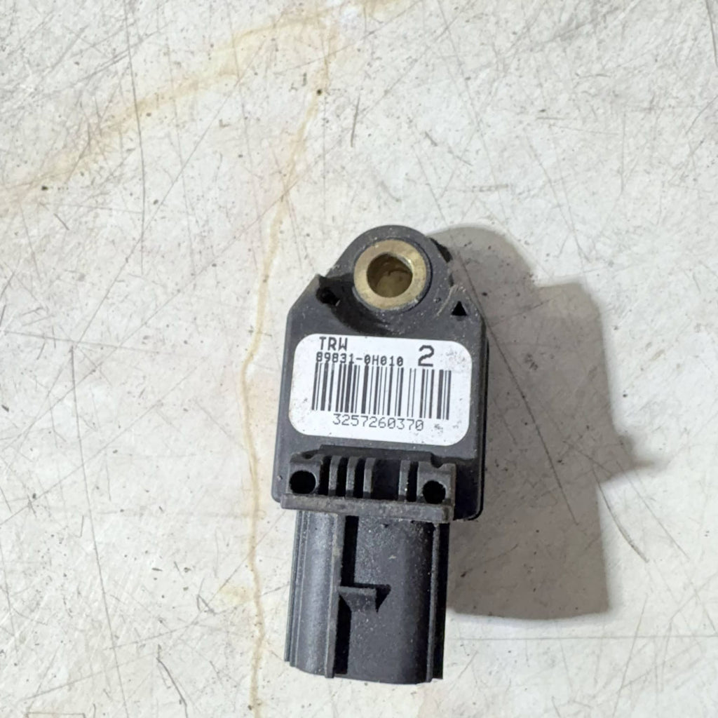 89831-0H010 CITREON C1/PEUGEOT 107 O/S CRASH SENSOR IMPACT CONTROL 2007