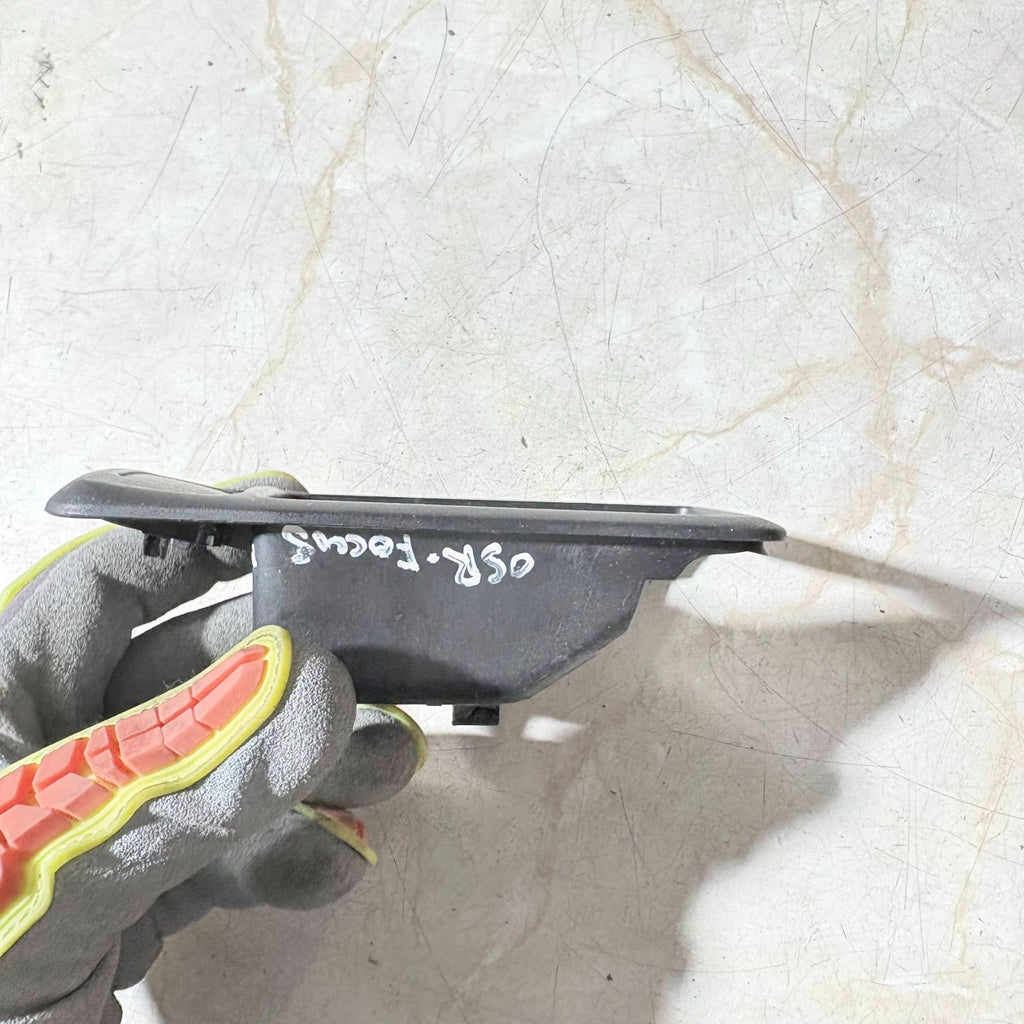 Ford Focus MK2 04-11 Rear Right Door Handle Trim Switch Casing 3M51-226A36-ADW