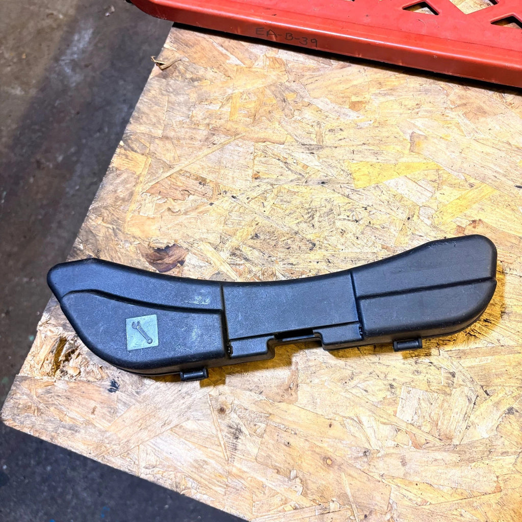 Audi A4 B6 B7 2001-2008 Tool Kit Holder 8N0012219