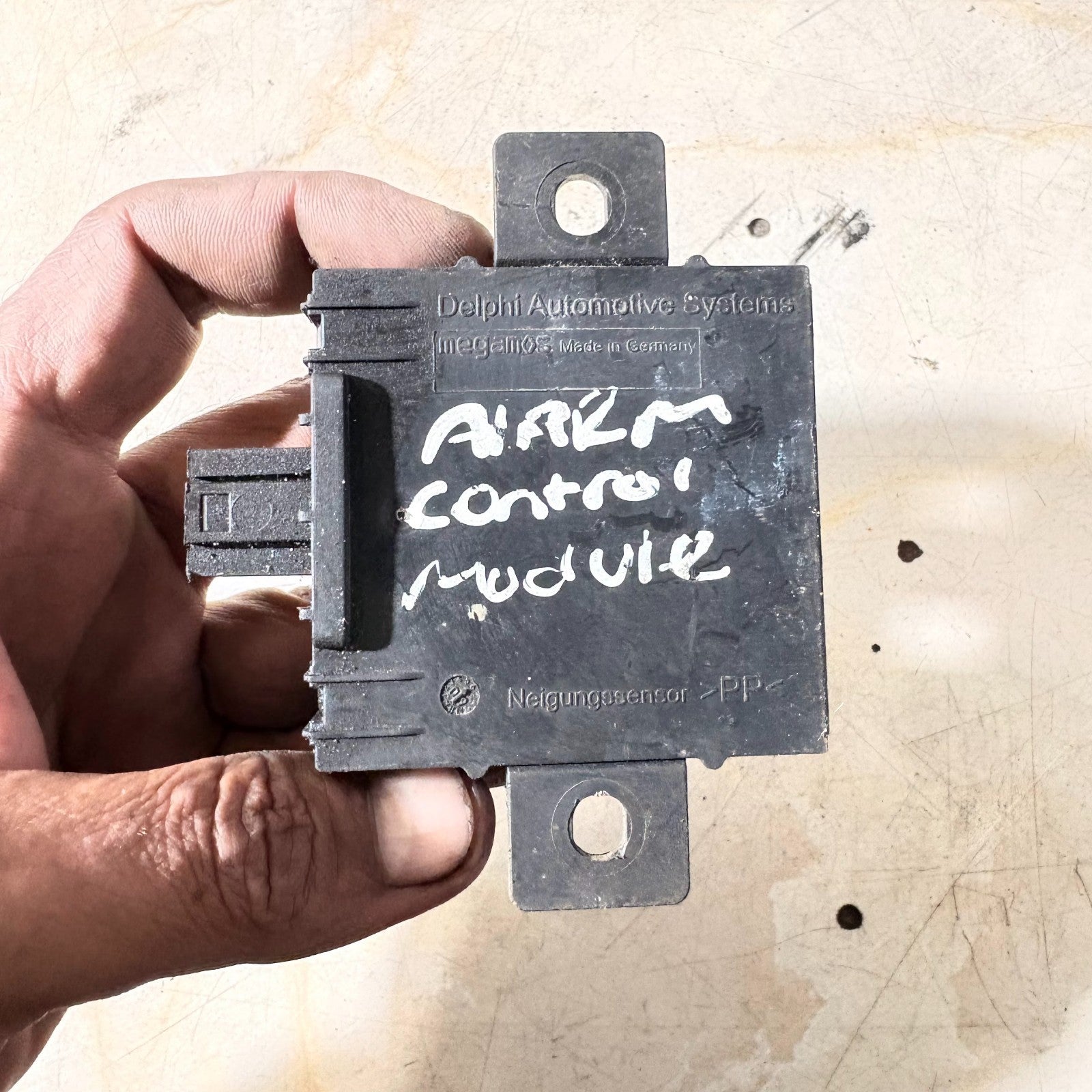 AUDI A3 S3 8P 2003-2012 ALARM CONTROL MODULE ACM