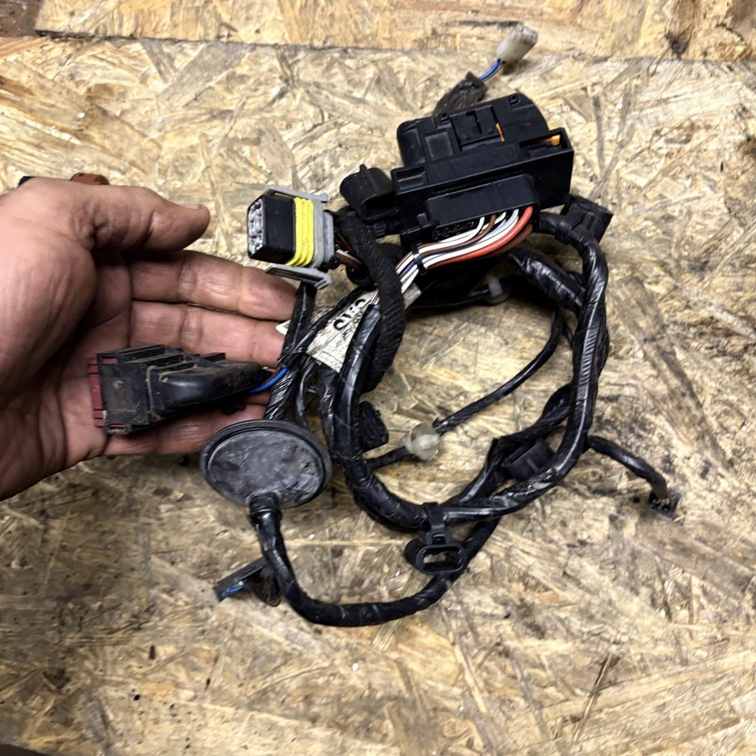 VAUXHALL ZAFIRA B 2006 DOOR WIRING LOOM FRONT NSR 13158708