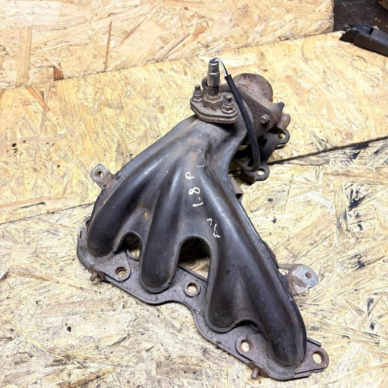 TOYOTA CARINA E 1.6 1.8 EXHAUST MANIFOLD