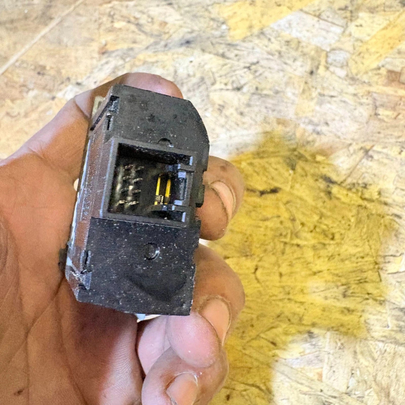2007 AUDI A4 HEADLIGHT HEIGHT ADJUSTER 8E2919094