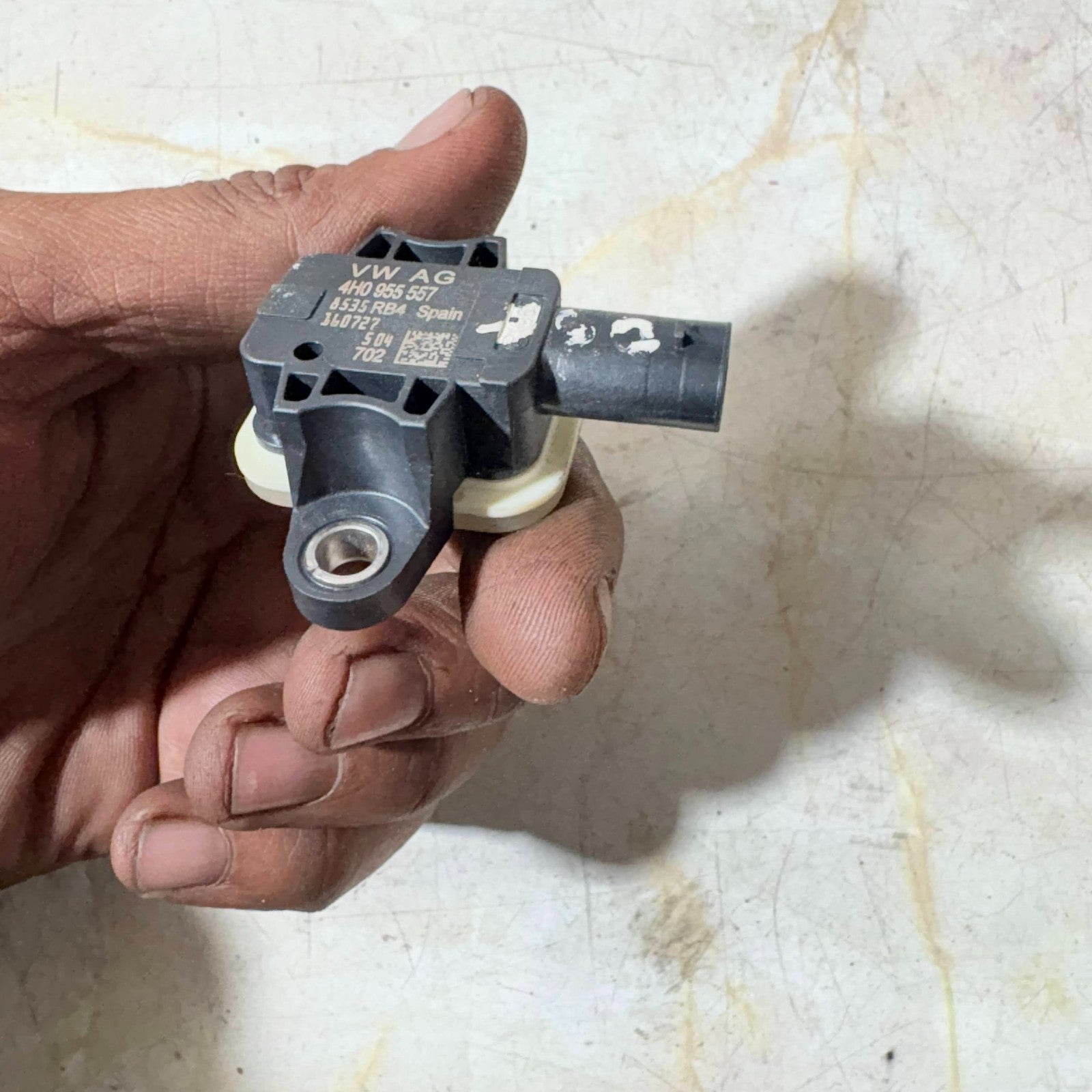 VW Polo Airbag Side Impact Crash Sensor Relay 4H0955557