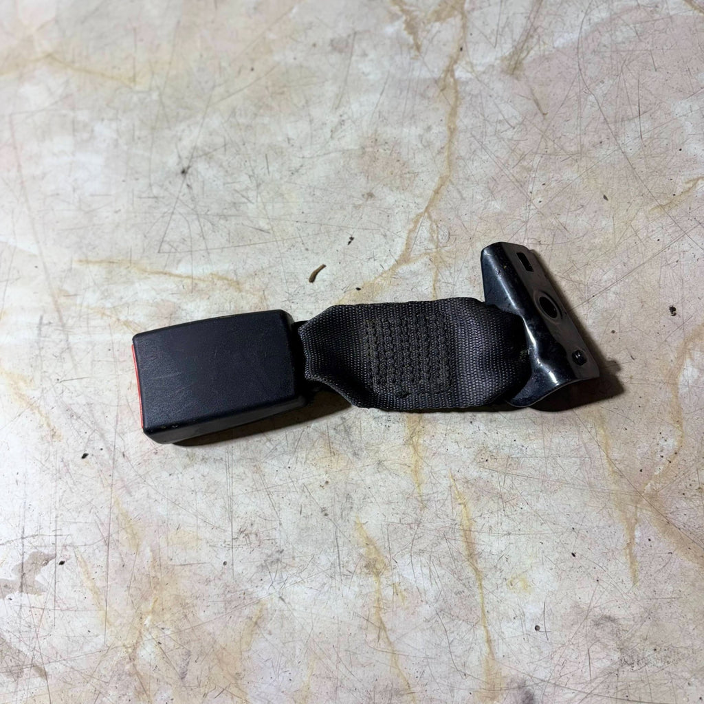 FIAT 500 (07-15) NSR SEAT BELT STALK BUCKLE-PASSENGER LEFT REAR 34045525