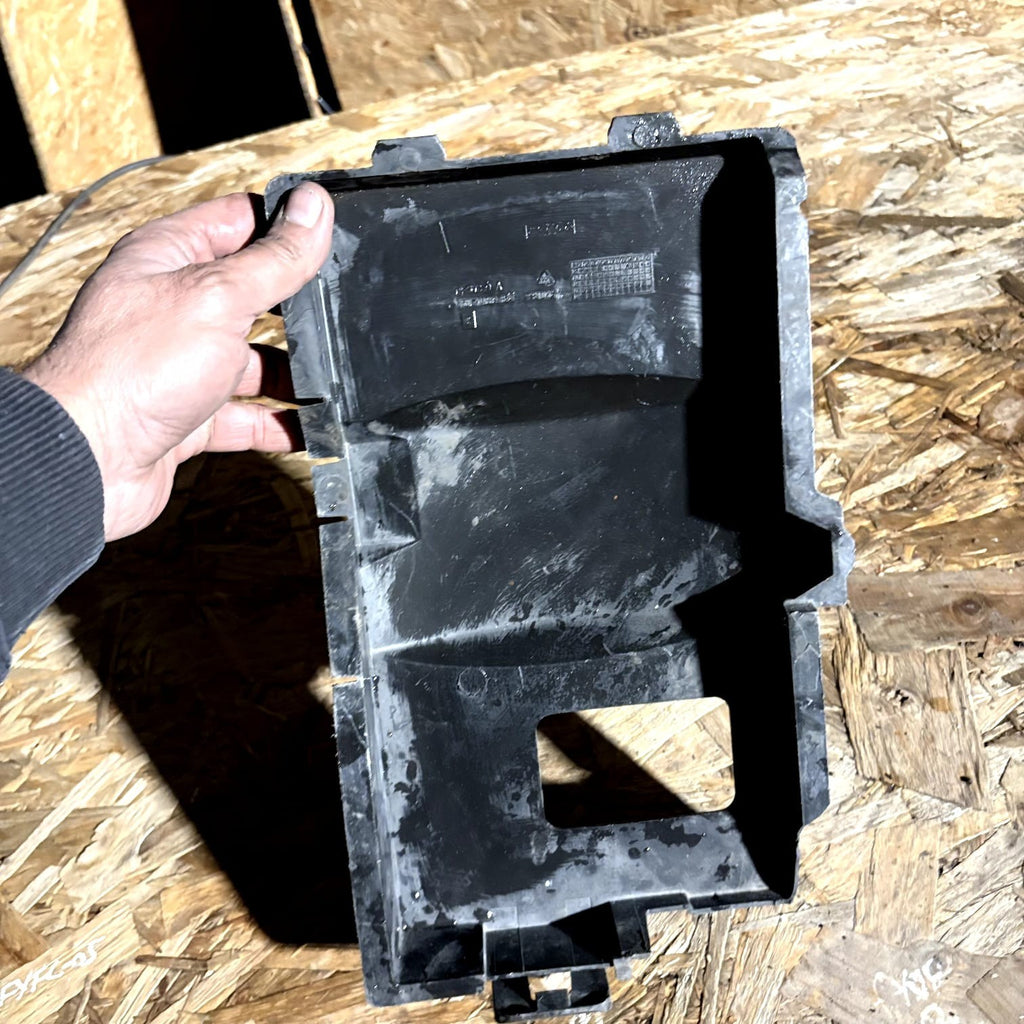 Ford Focus Mk2/C-Max Diesel Battery Tray Top Cover 3M51-10A659-B 1333364