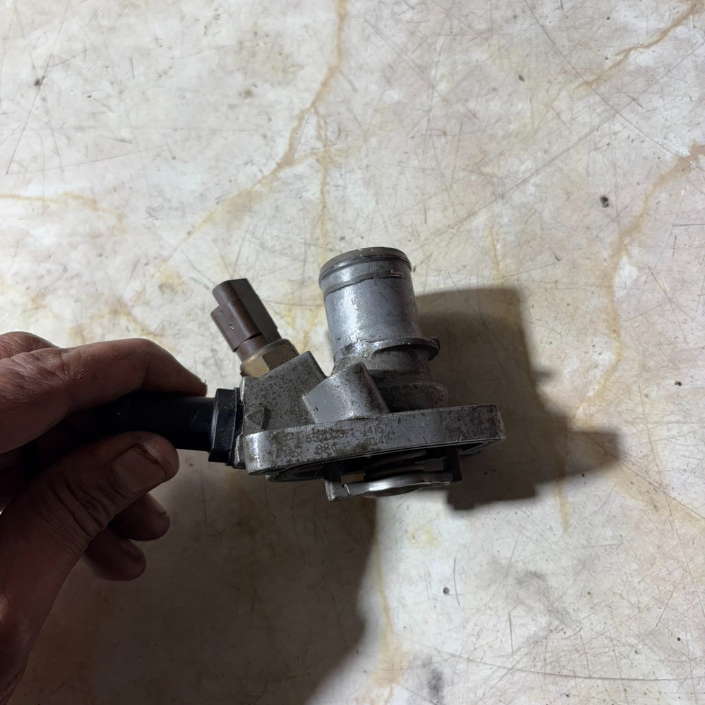 Fiat 500 2013 Thermostat & Housing