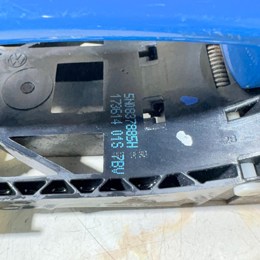 VOLKSWAGEN POLO DOOR HANDLE FRONT RIGHT 5N0837885H 2008-2014