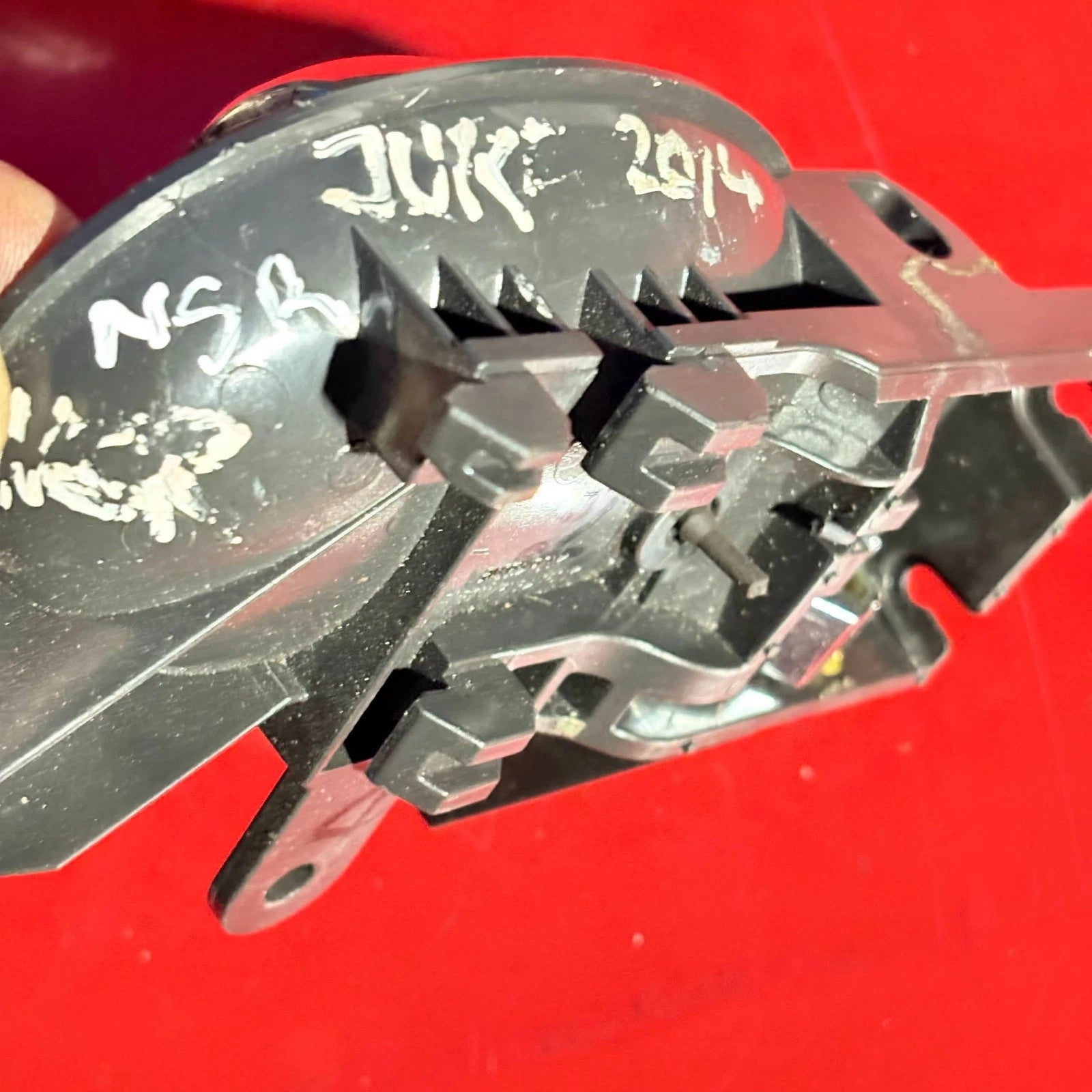 Nissan Juke Left Passenger Nearside Rear Inner Door Handle 2014