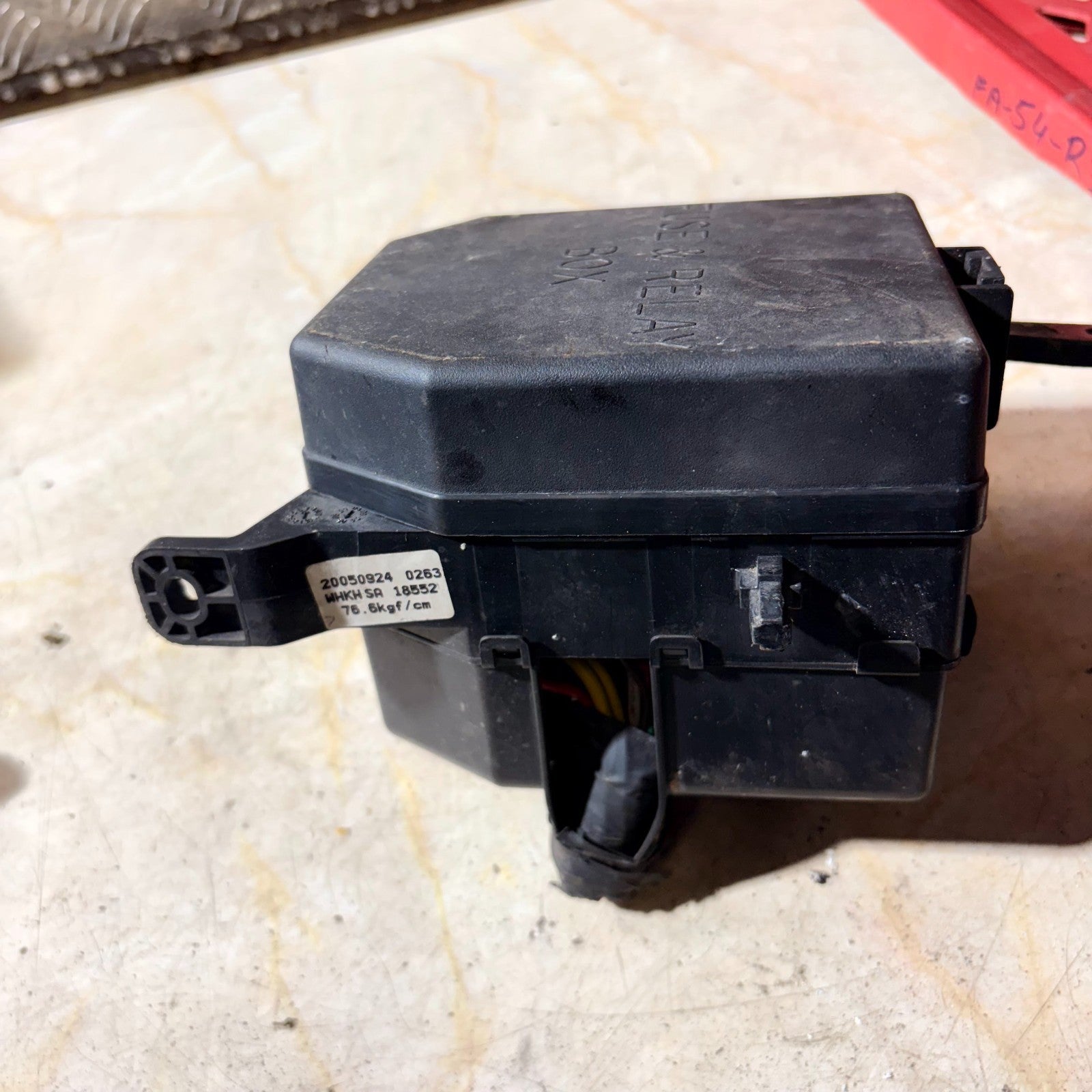 Kia Picanto Mk1 SA 2004-2007 Engine Bay Fuse Relay Box 91940-07500 Under Bonnet