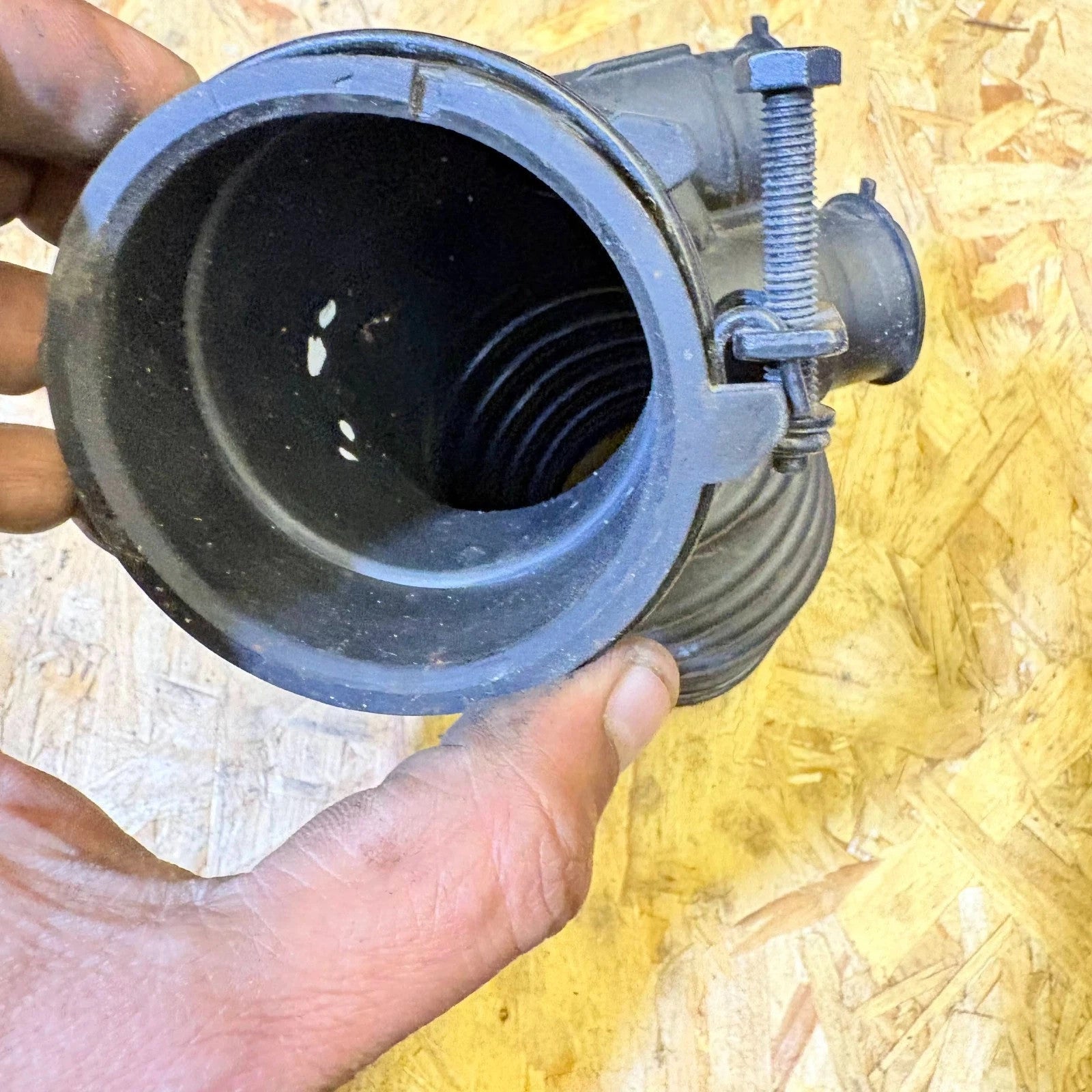 Kia Rio 2011-2017 Air Intake Hose Pipe (Airbox to Throttle) 28140-1W060 UB/QB