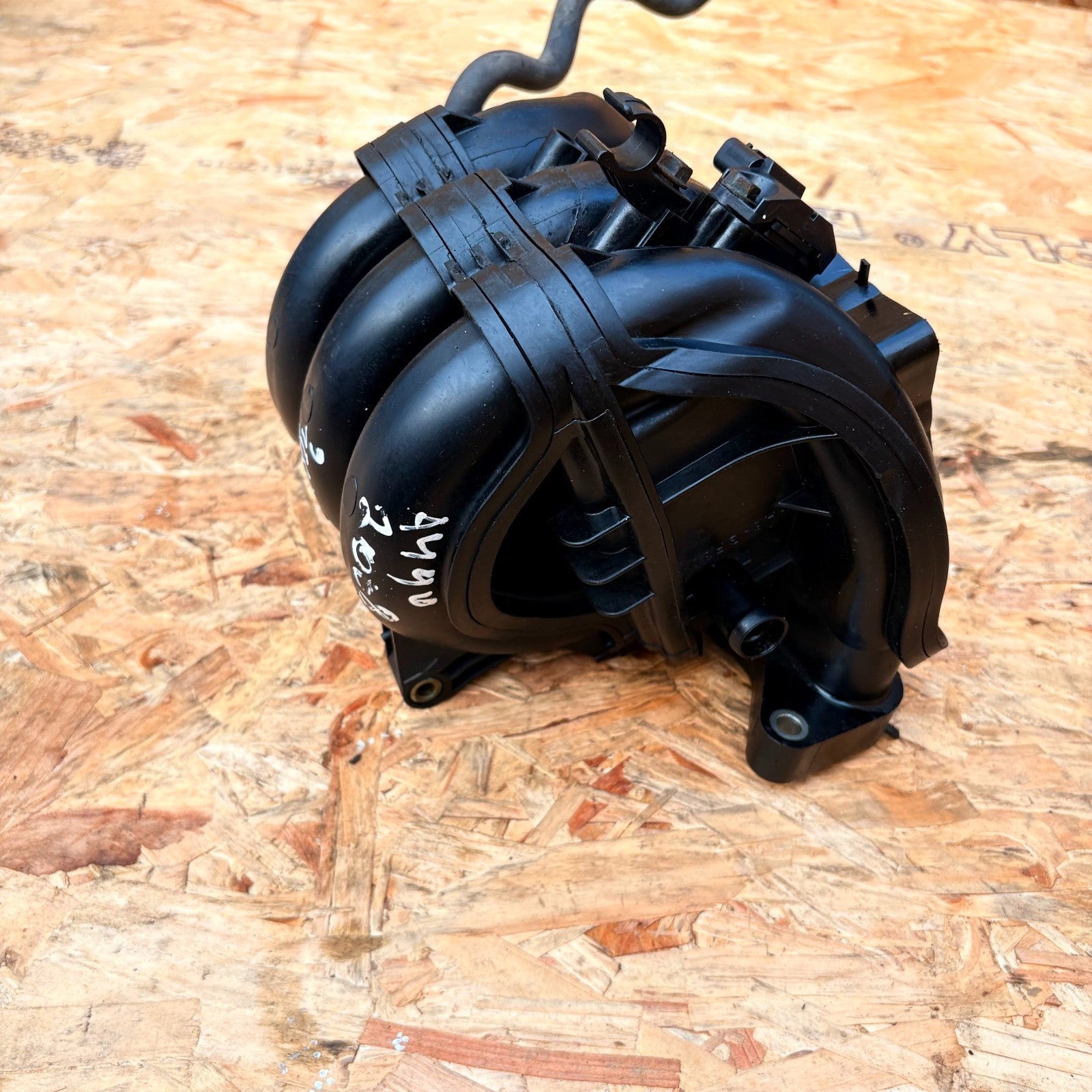 Toyota Aygo/C1/107 1.0 1KR-FE Intake Manifold 2005-2014 17120-0Q011