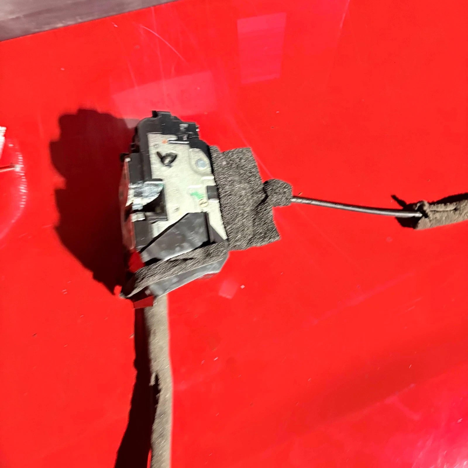 NISSAN JUKE 2014 DOOR LOCK CATCH MECHANISM REAR RIGHT SIDE
