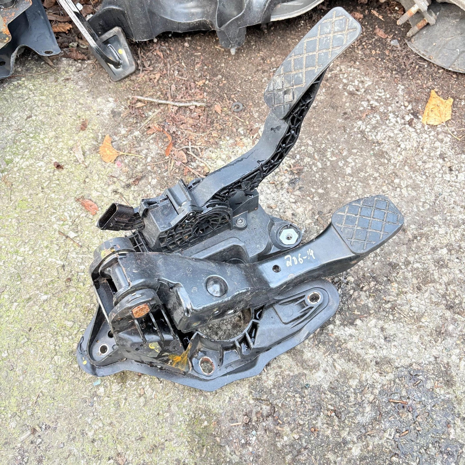 VW Polo 6C 2014-2017 Manual Brake and Accelerator Pedal Assembly 6C2721058F