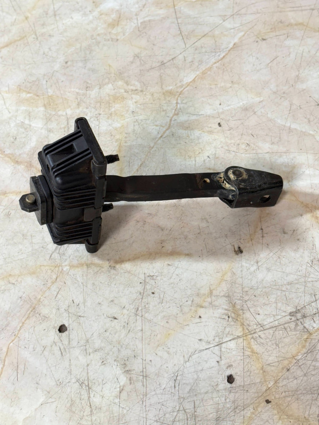 Door Check Strap Passenger Near Right Rear Back TOYOTA AVENSIS 2007 PETROL