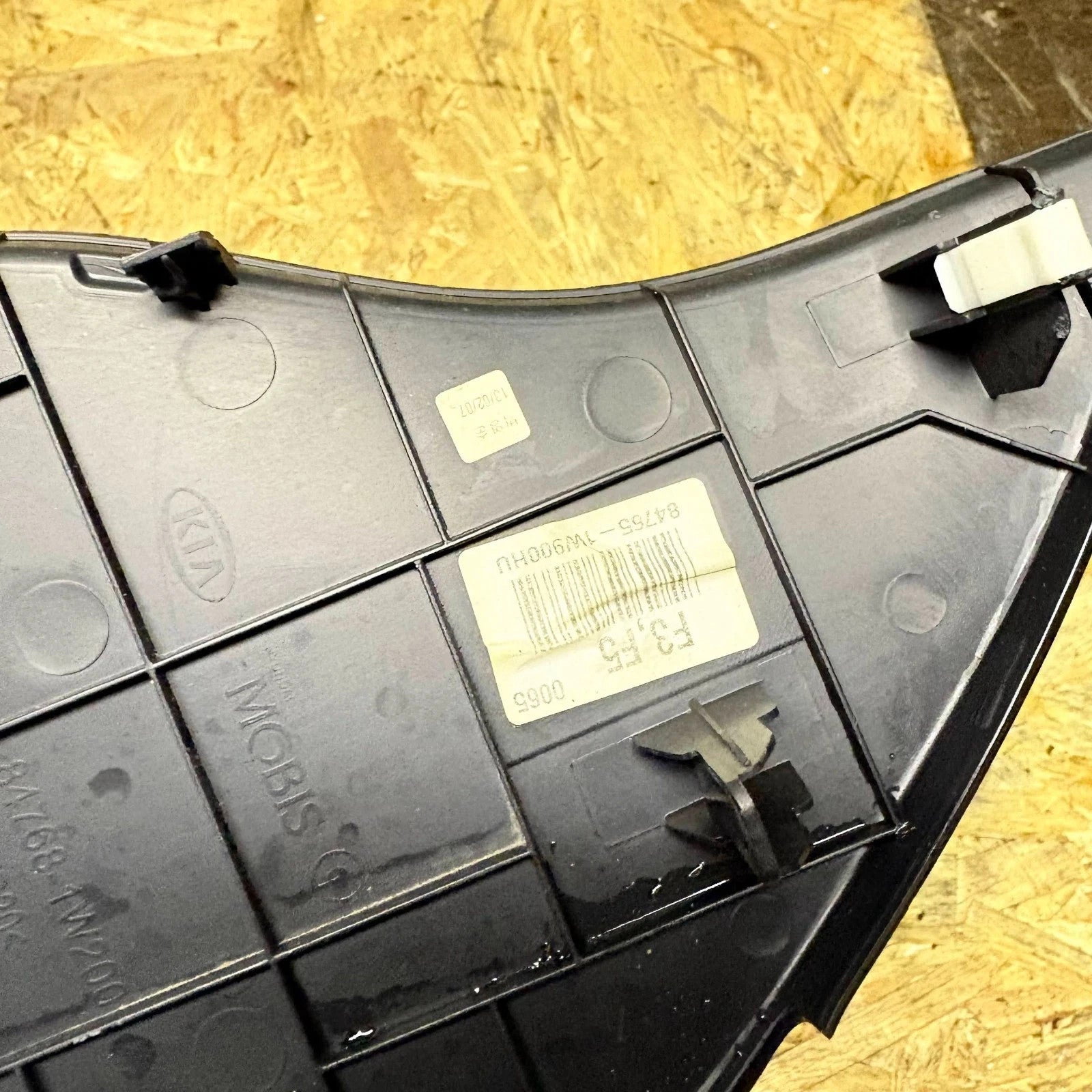 Kia Rio 2011-2017 RHD Right Dash End Cap Trim Panel 84768-1W200