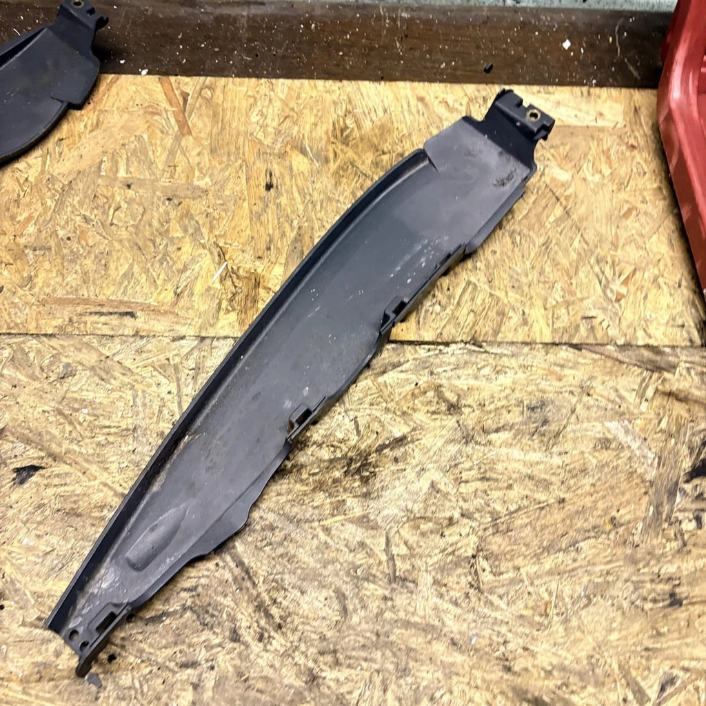 Smart Forfour W454 2004-2006 Front Right Door Hinge Cover Trim A4547220208