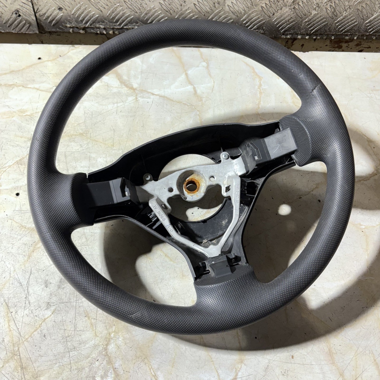 Peugeot 107 Citroen C1 Toyota Aygo 2005-14 3-Spoke Steering Wheel GS120-01840
