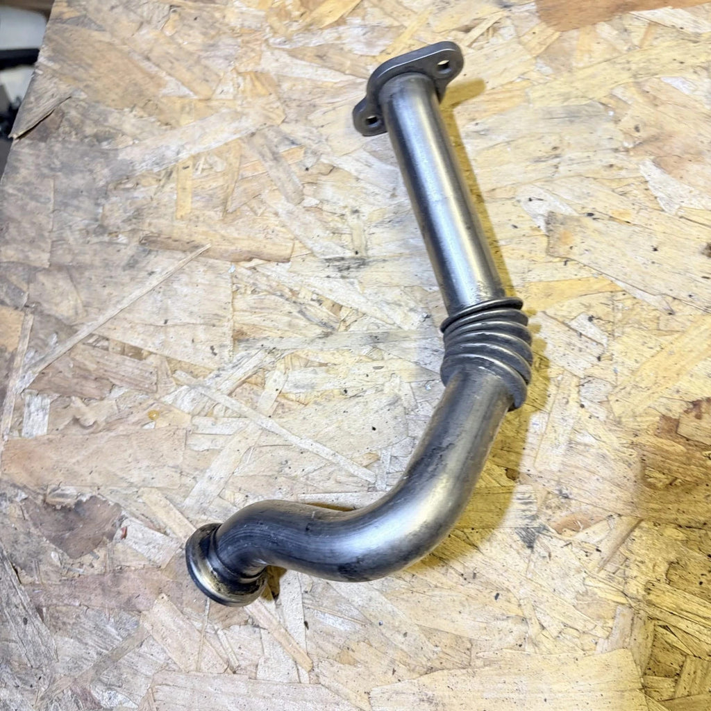 VW GOLF MK6/PASSAT B7 2.0 TDI EGR PIPE 03L131521A
