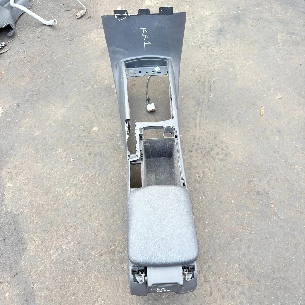 VOLVO V50 2009 HATCHBACK ARMREST WITH CENTRE CONSOLE 30755374