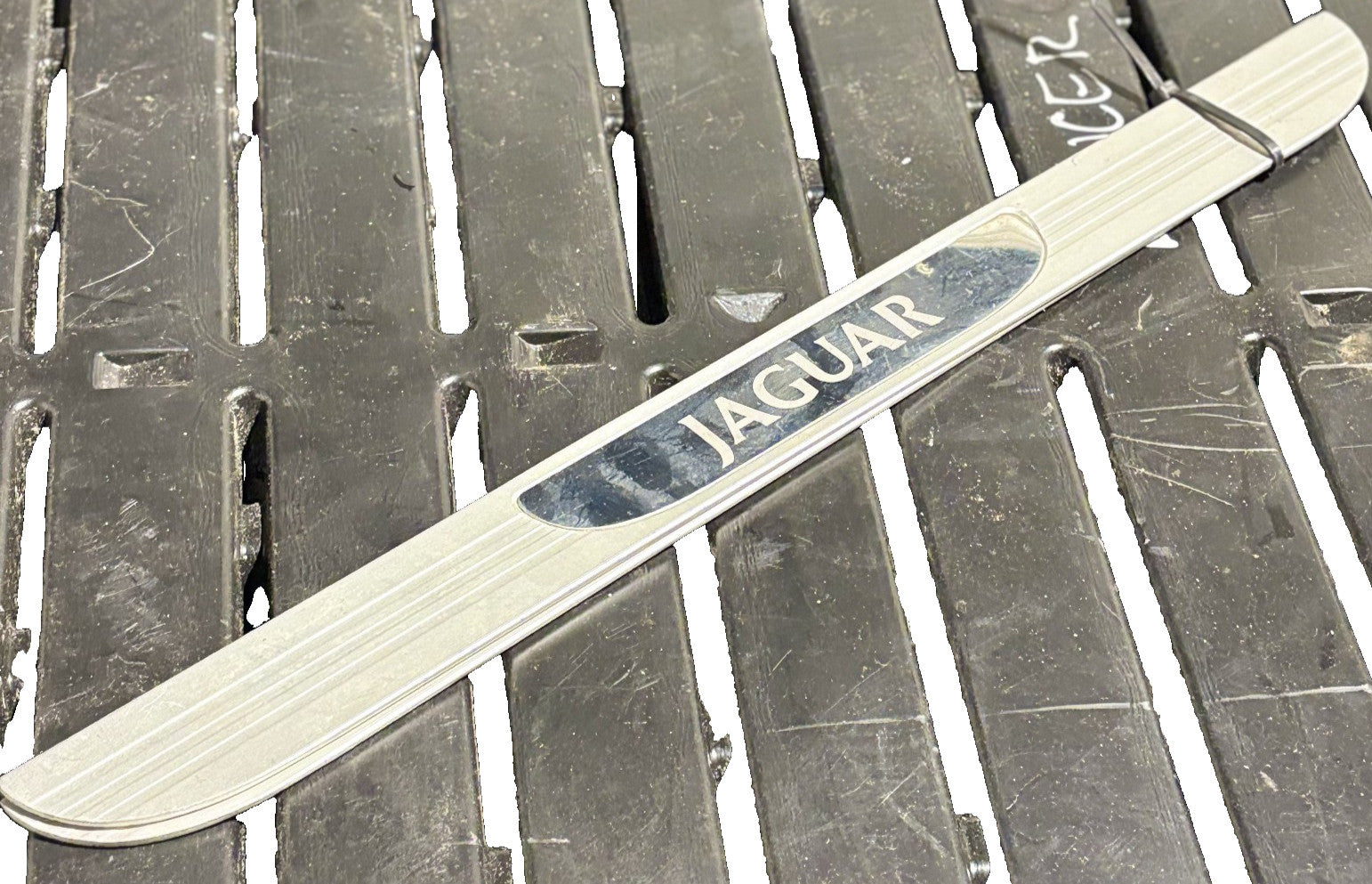 Jaguar XJ 2005-2007 Rear Side Door Step Plate Trim