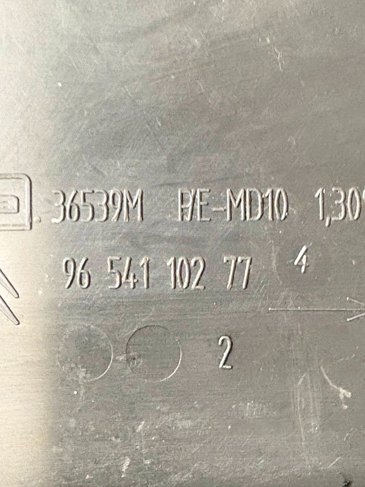 CITROEN PICASSO VTR 2008 UNDER SPEEDOMETER TRIM PANEL COVER 9654110277