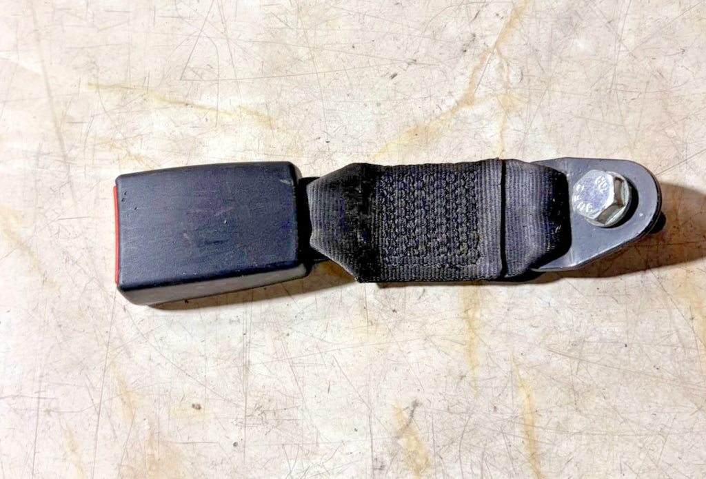 Fiat Panda Mk2 2003-2012 Drivers Rear Right Seat Belt Buckle 33033400