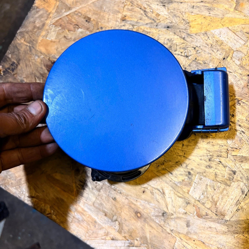 KIA RIO FUEL FILLER FLAP AND CAP COVER 05-11