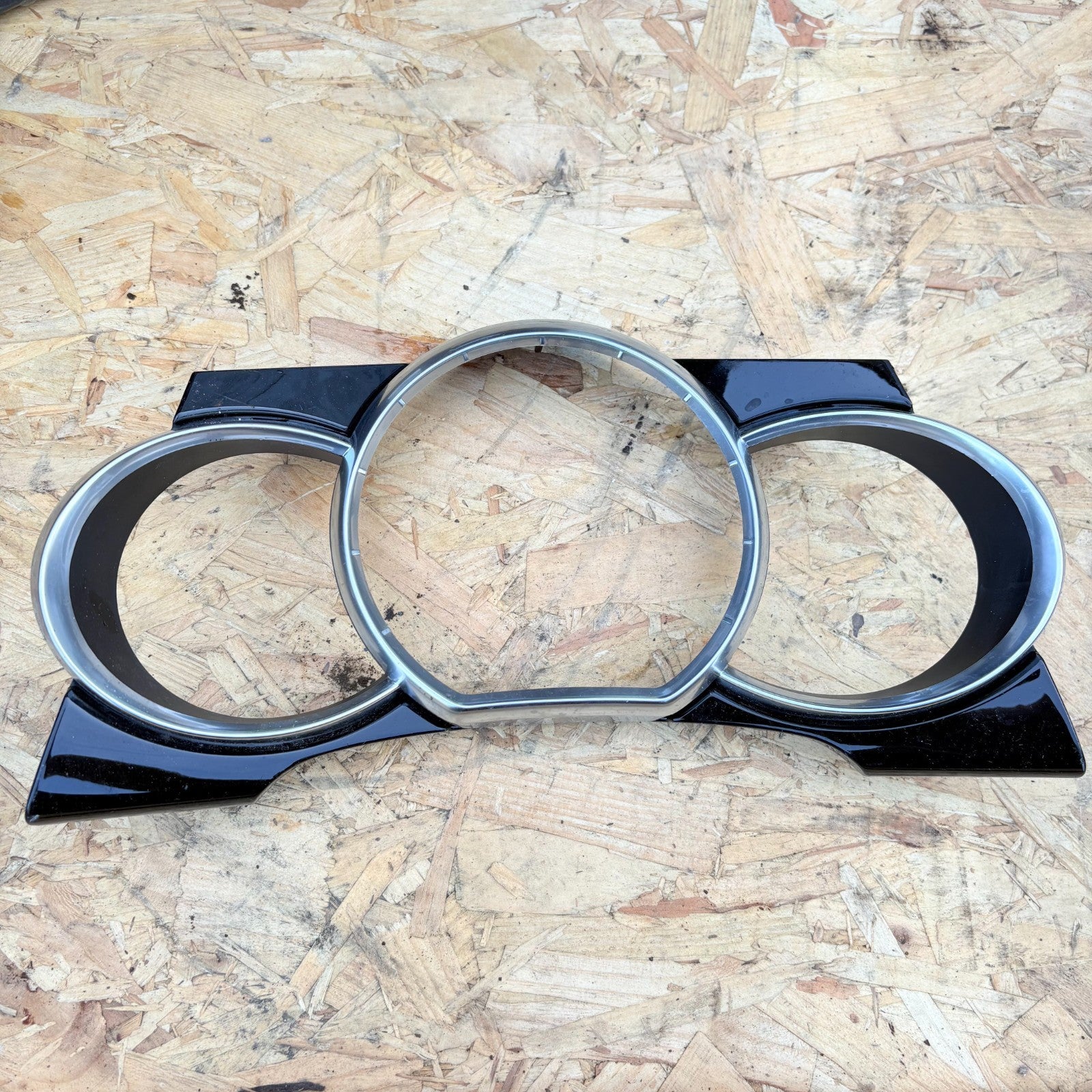 CITROEN DS3 SPEEDOMETER SURROUND TRIM PANEL 2009 TO 2014