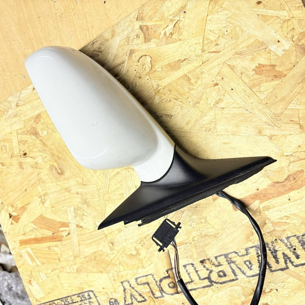 2006 VOLKSWAGEN PASSAT PASSENGER FRONT WING MIRROR E1020479