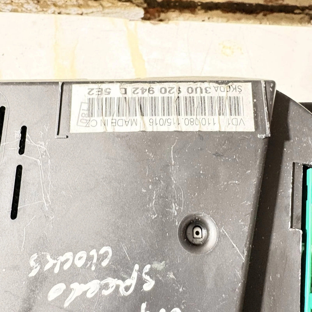 Skoda Superb 06/2003-03/2008 2.5 TDI BDG ECU Kit 8E0907401T 0281011444