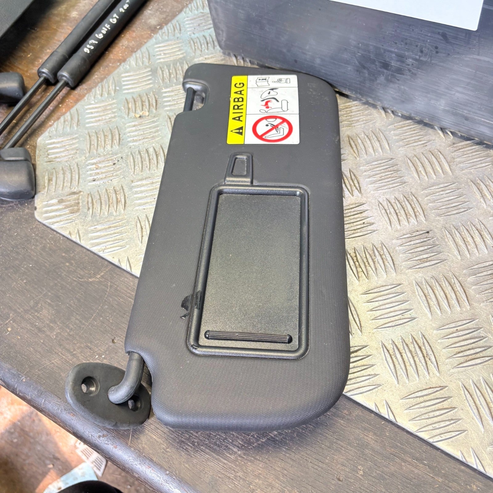 Kia Soul Mk2 PS 2014-2019 Left LH Sun Visor Black Vanity Mirror