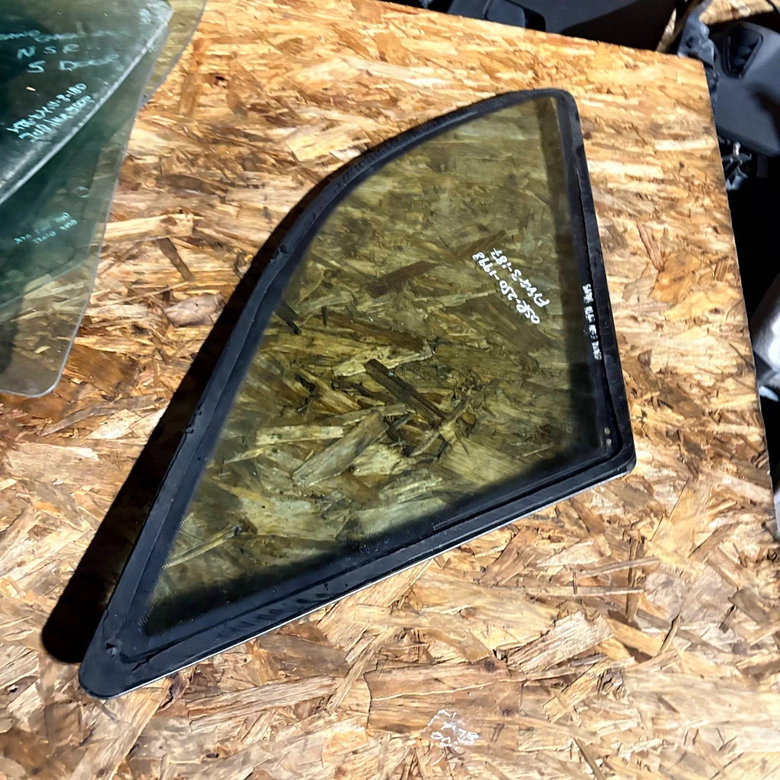 Mercedes C-Class W202 1993-2000 Right Rear Quarter Window Glass