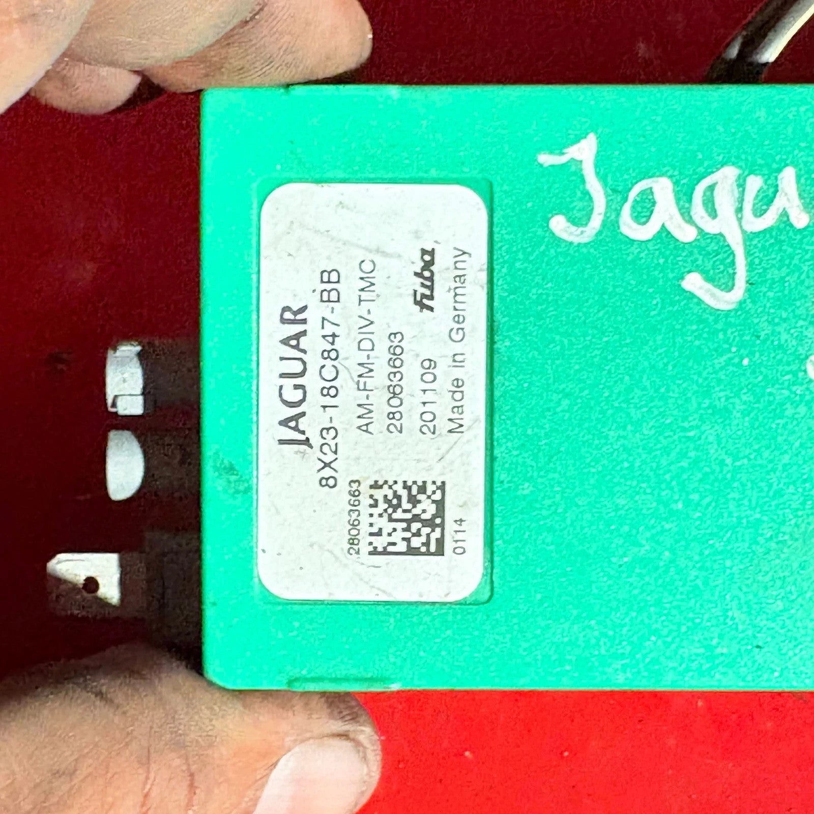JAGUAR XF AERIAL ANTENNA AMPLIFIER AMP 8X23-18C847-BB 2009