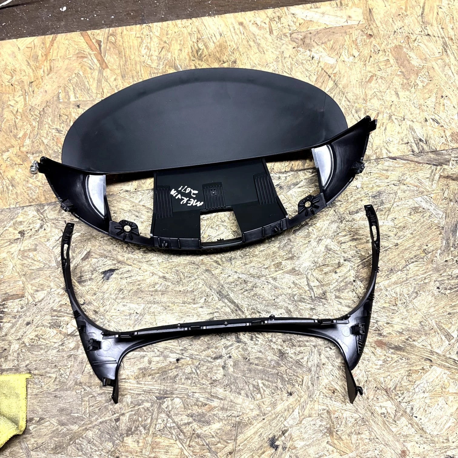 Vauxhall Meriva B 2010-2017 Speedo Cluster Upper Cover Trim 13258296 13315697
