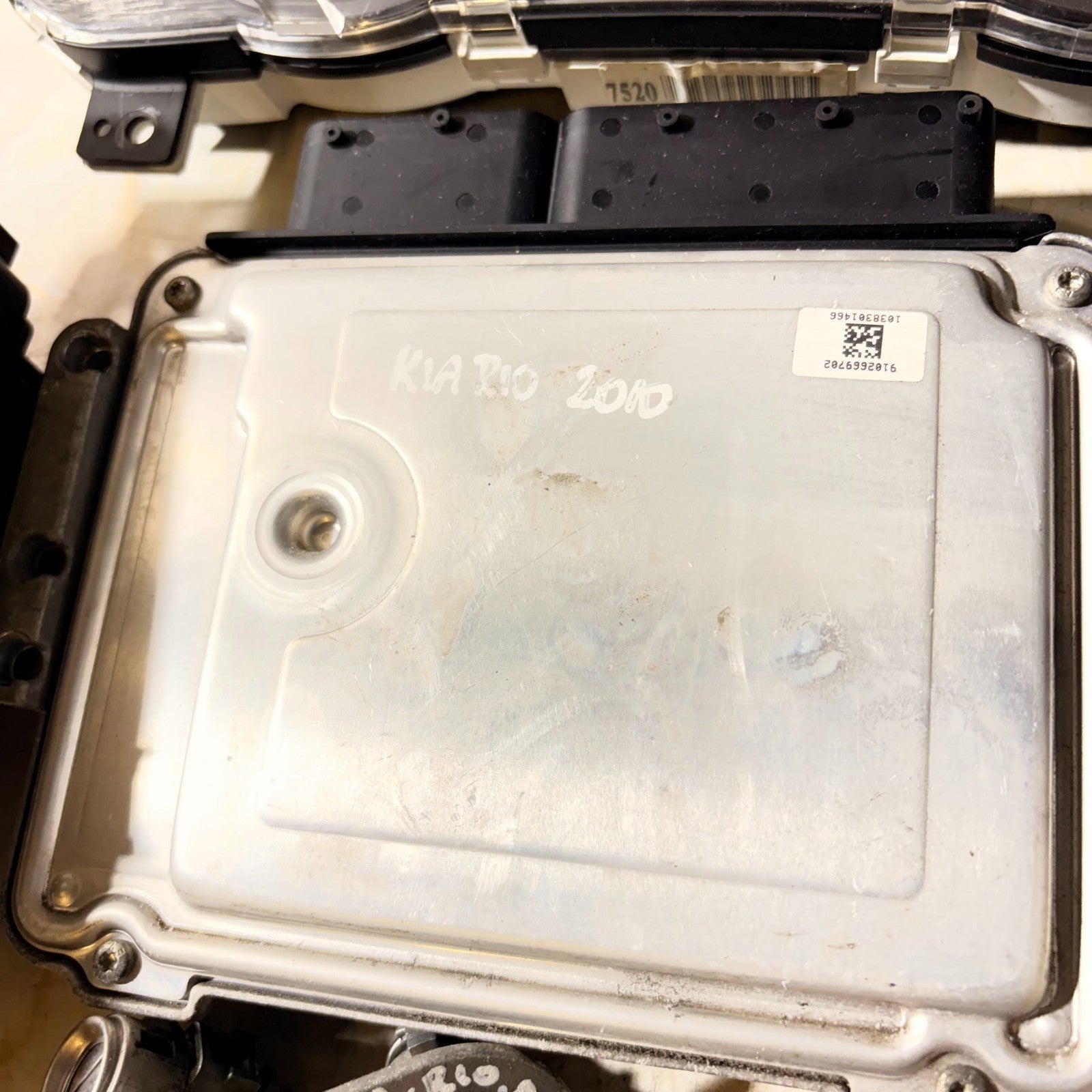 Kia Rio Mk2 JB 2005-2011 1.5 CRDi ECU Kit 39101-2A616 BCM 95400-1G335 Key Barrel