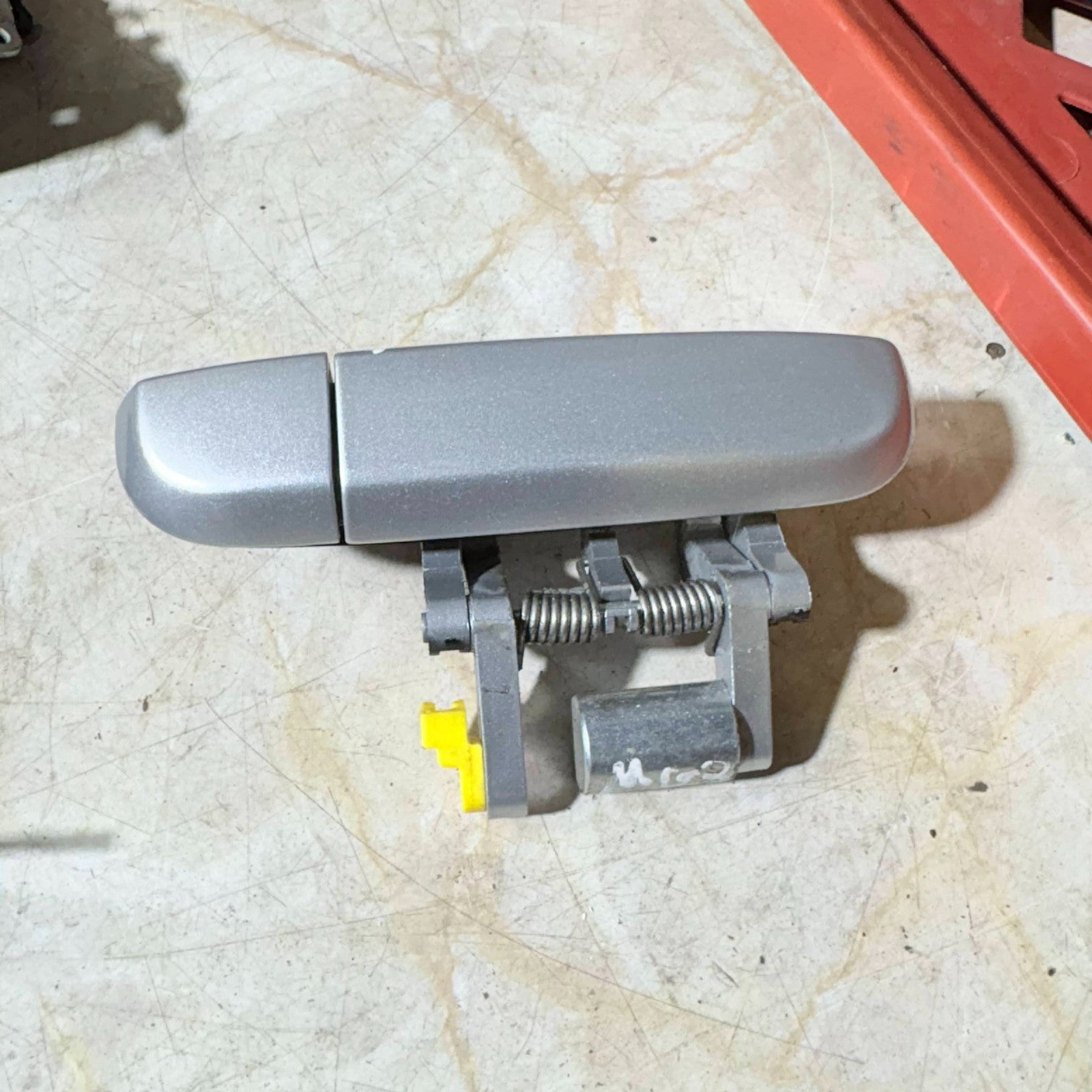 MG3 (13-16) NSF EXTERIOR DOOR HANDLE-PASSENGER LEFT FRONT