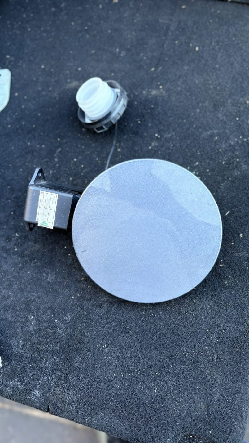 SSANGYONG KORANDO 2016 FUEL FILLER COVER CAP 71610-34001
