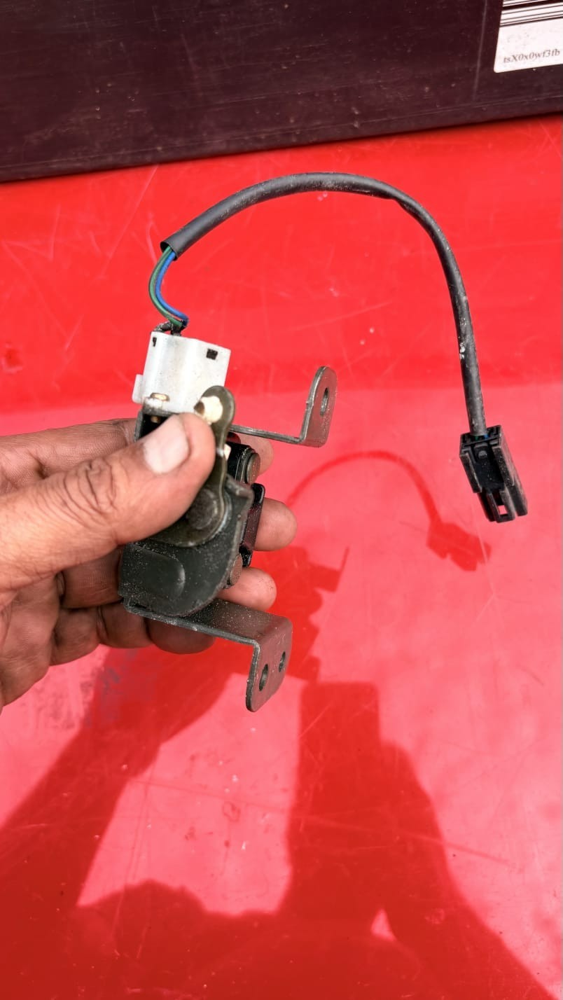 Hyundai Santa Fe Mk1 2001-2006 Rear Boot Window Catch Latch Lock (5 Door)
